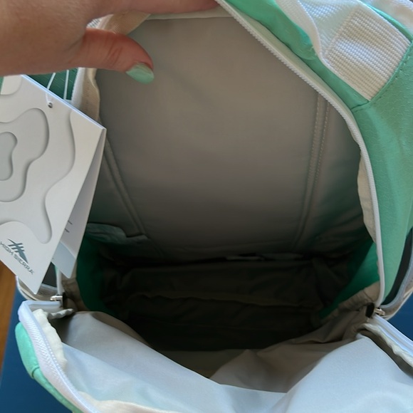 High Sierra Swoop SG Backpack Aquamarine and White. Fits 17” Laptop - Picture 5 of 13